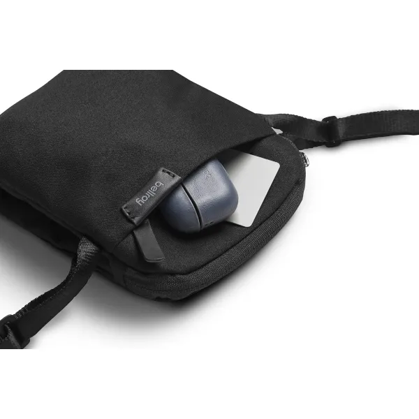 Bellroy City Pouch (melbourne black)