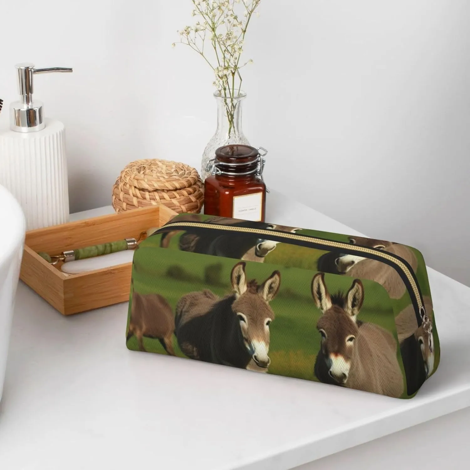 Donkey on green meadow Pencil Case Large Capacity Pencil Pouch Aesthetic Pen Bag Leather Makeup Bag for Women Men Travel Toiletry Bags Zipper Cosmetic Bag Wide-open Coin Pouch Purse