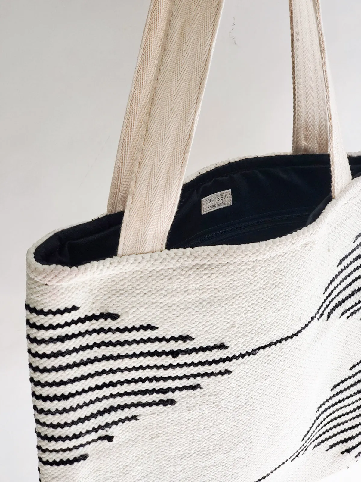 KORISSA Sada Shoulder Tote