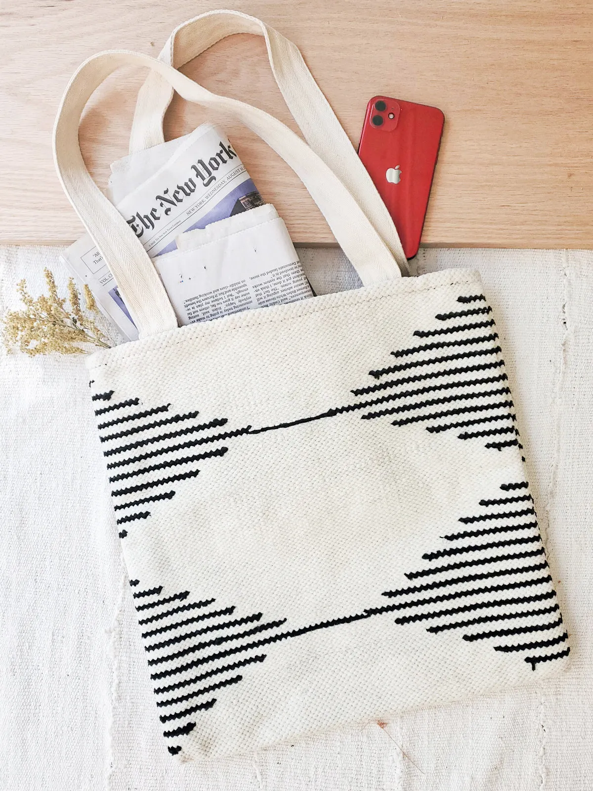 KORISSA Sada Shoulder Tote