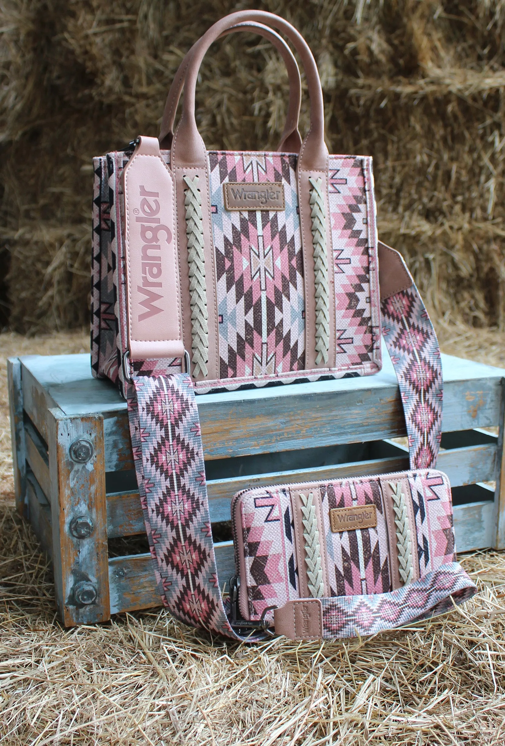 Wrangler Phoenix Crossbody Bag